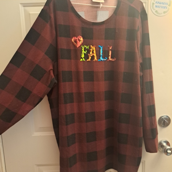 Quacker Factory Buffalo Red Plaid Sequin 3x - Picture 2 of 4